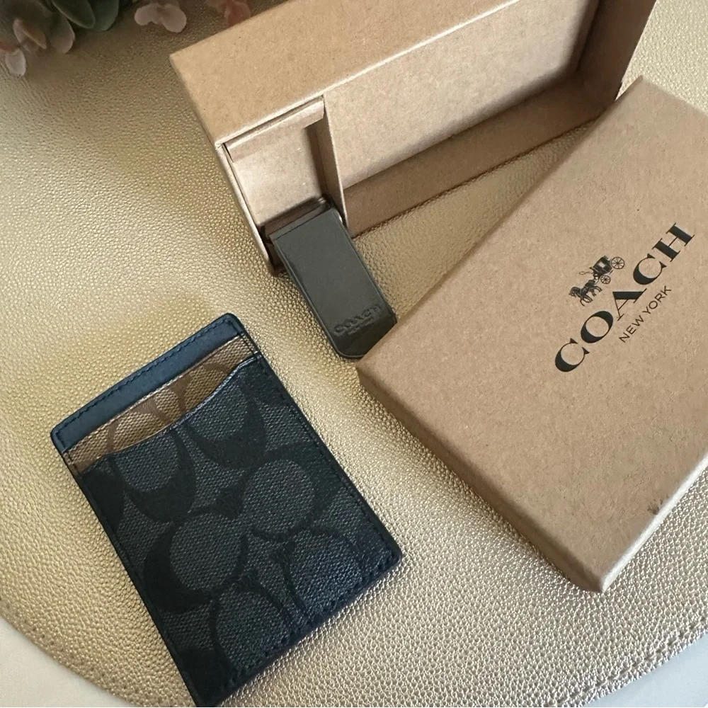 Coach Signature Black Card Holder and Clip Set